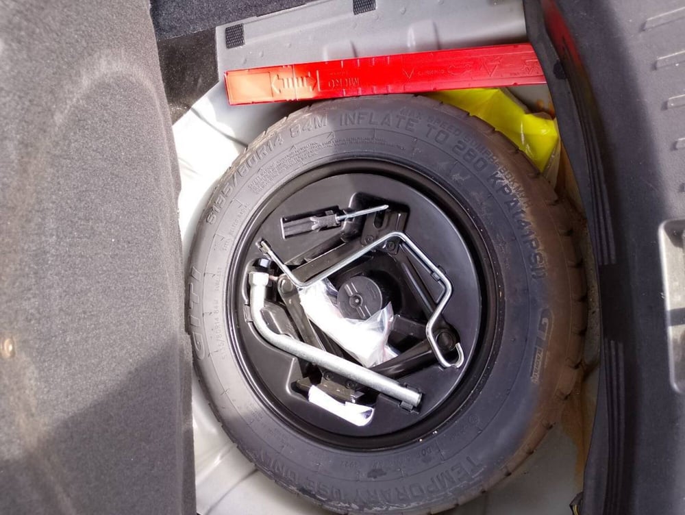 Lancia Ypsilon usata a Salerno (12)