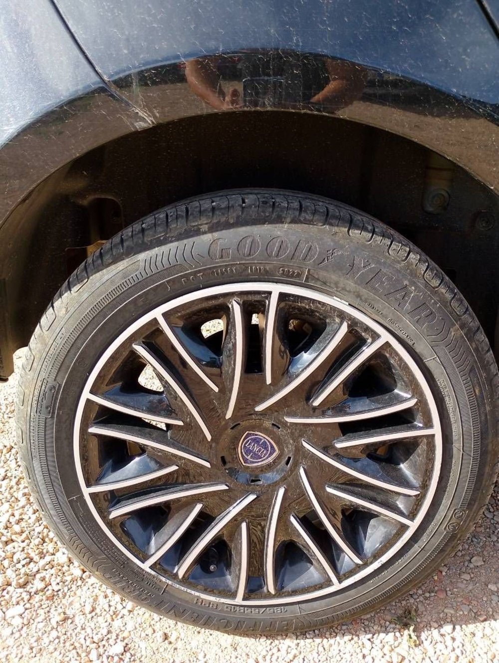 Lancia Ypsilon usata a Salerno (14)