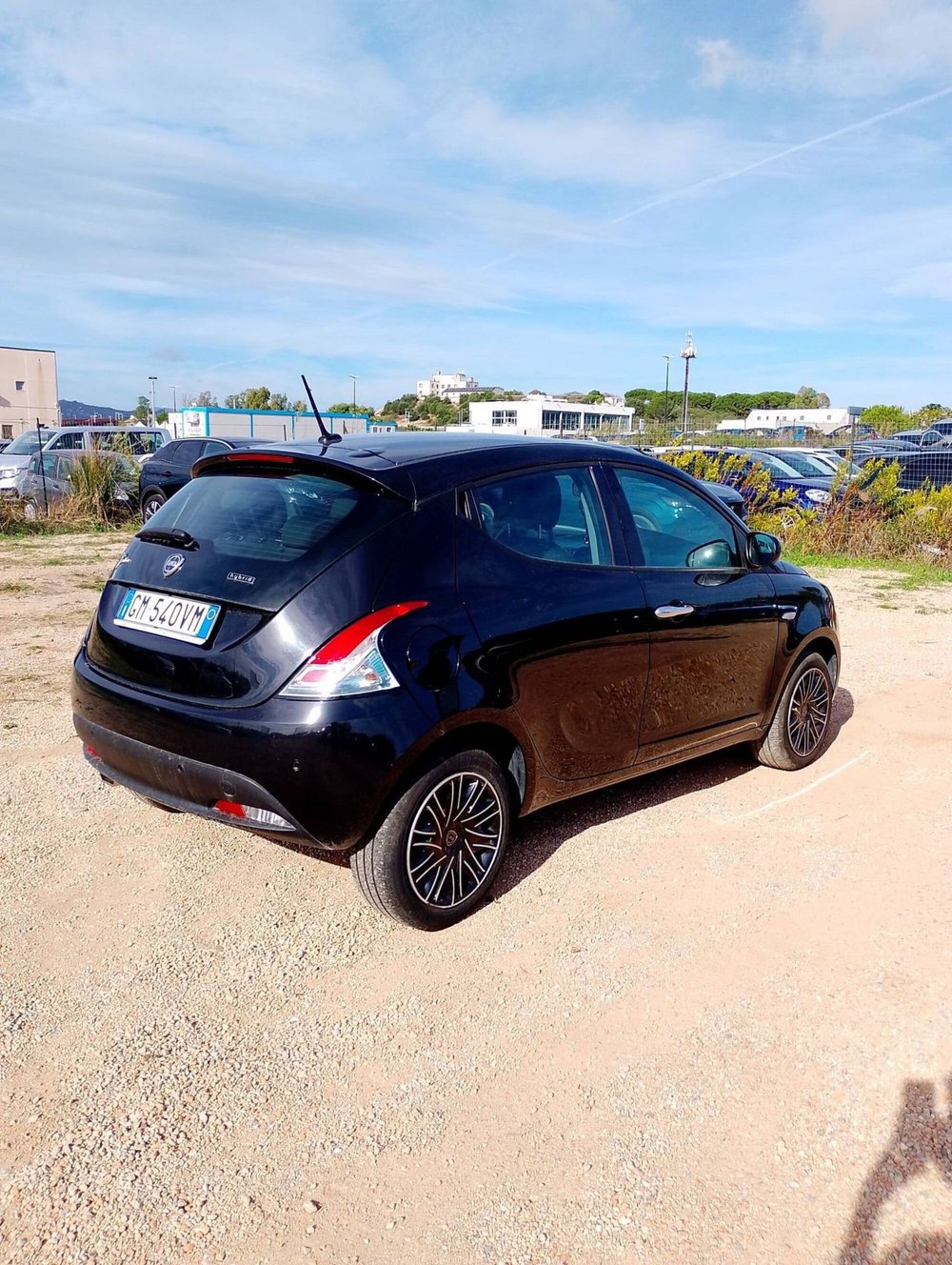 Lancia Ypsilon usata a Salerno (3)
