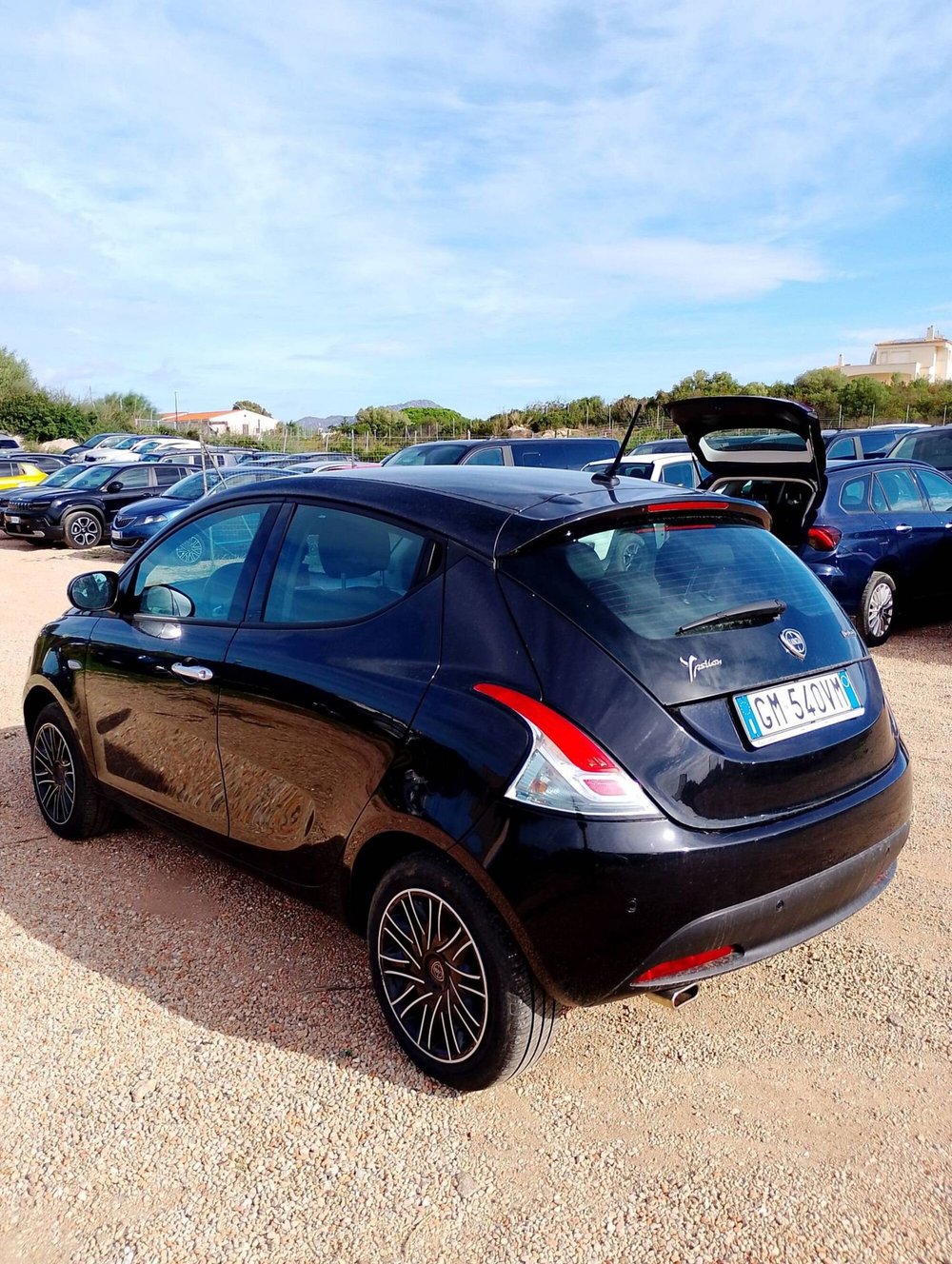Lancia Ypsilon usata a Salerno (4)