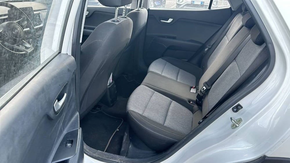 Kia Stonic usata a Salerno (7)