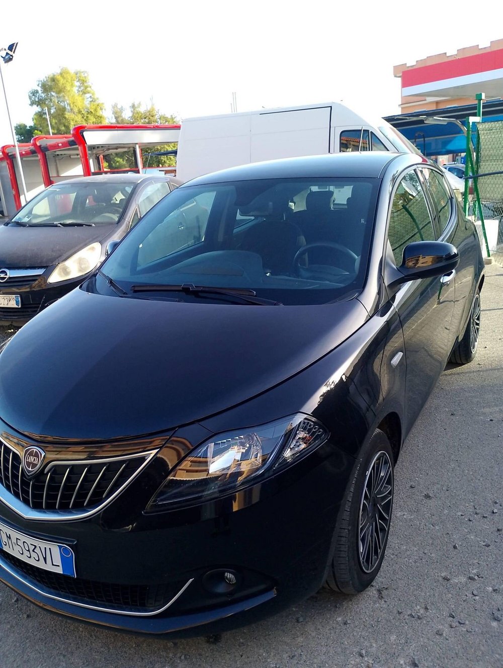 Lancia Ypsilon usata a Salerno