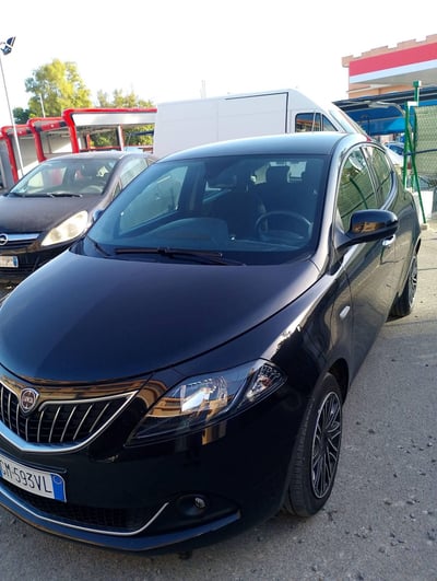 Lancia Ypsilon 1.0 FireFly 5 porte S&amp;S Hybrid Ecochic Gold del 2023 usata a Fisciano