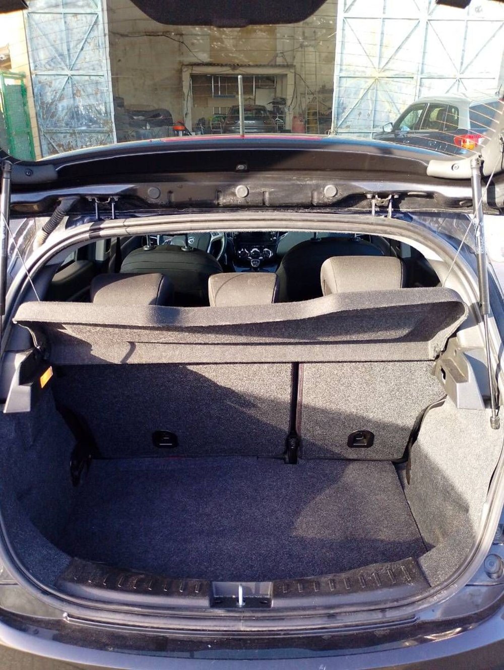 Lancia Ypsilon usata a Salerno (11)