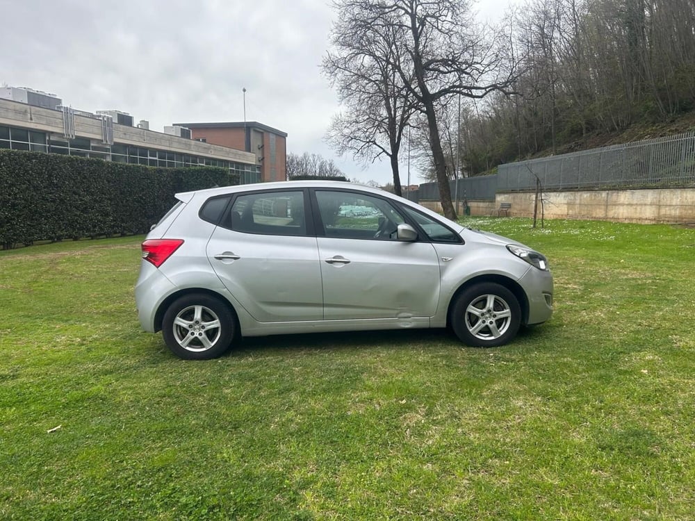 Hyundai ix20 usata a Salerno (11)