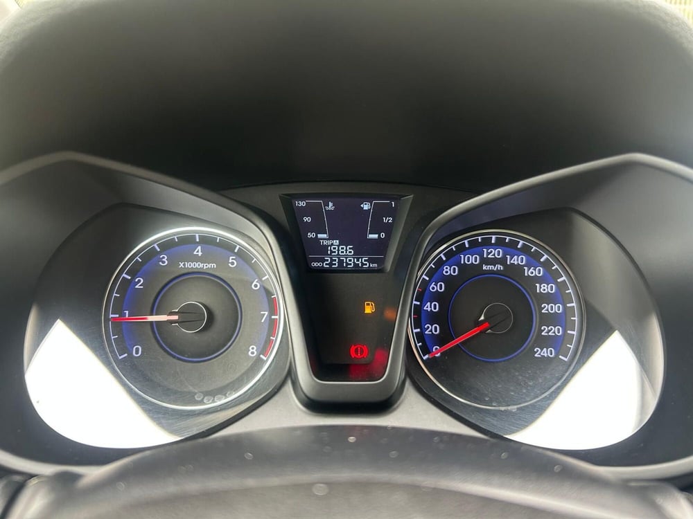 Hyundai ix20 usata a Salerno (16)