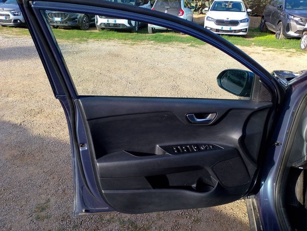 Kia Stonic usata a Salerno (13)