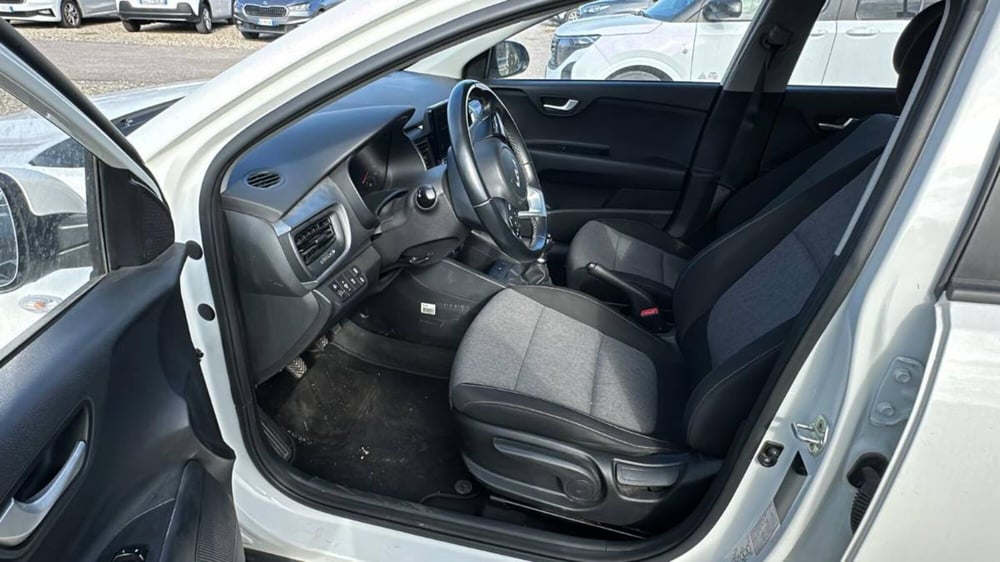 Kia Stonic usata a Salerno (6)