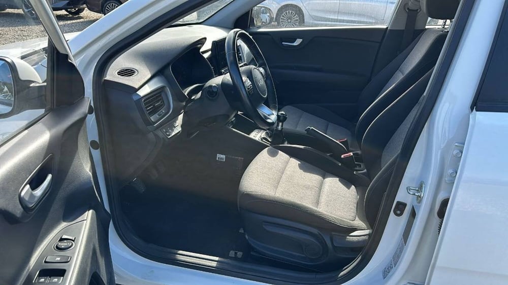 Kia Stonic usata a Salerno (6)