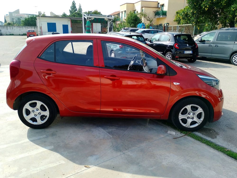 Kia Picanto usata a Salerno (9)