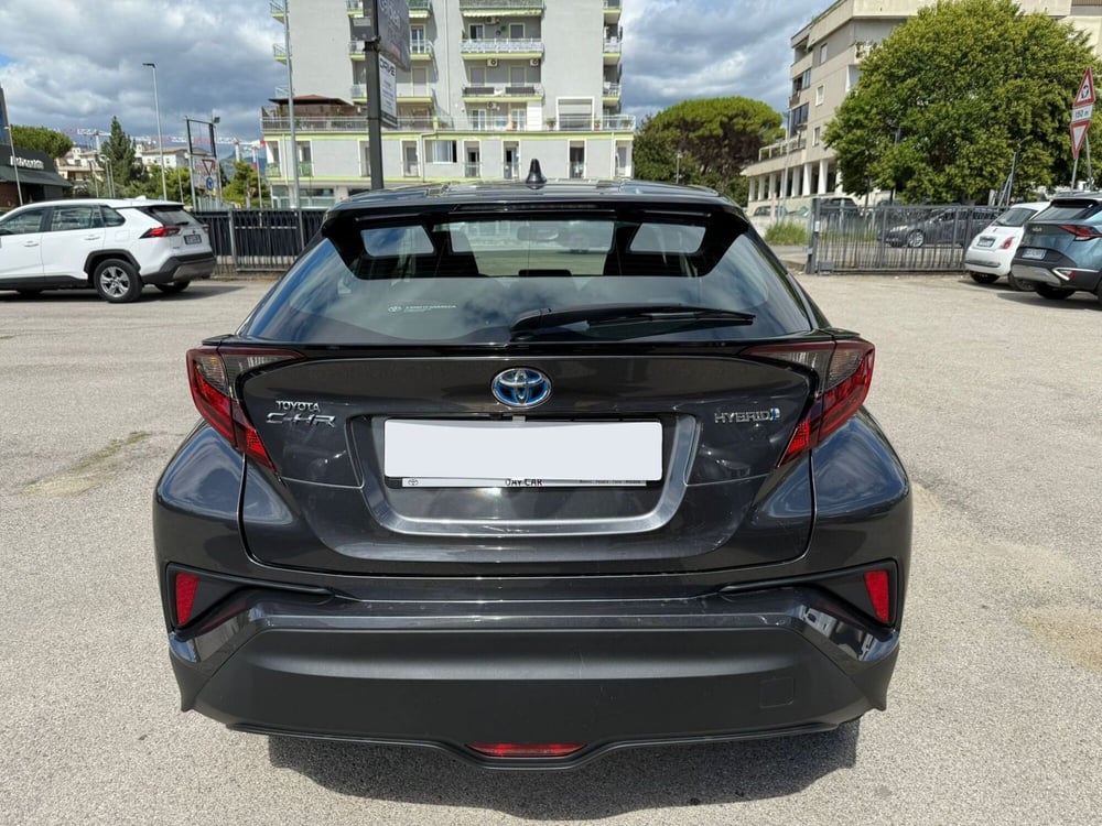 Toyota Toyota C-HR usata a Salerno (4)