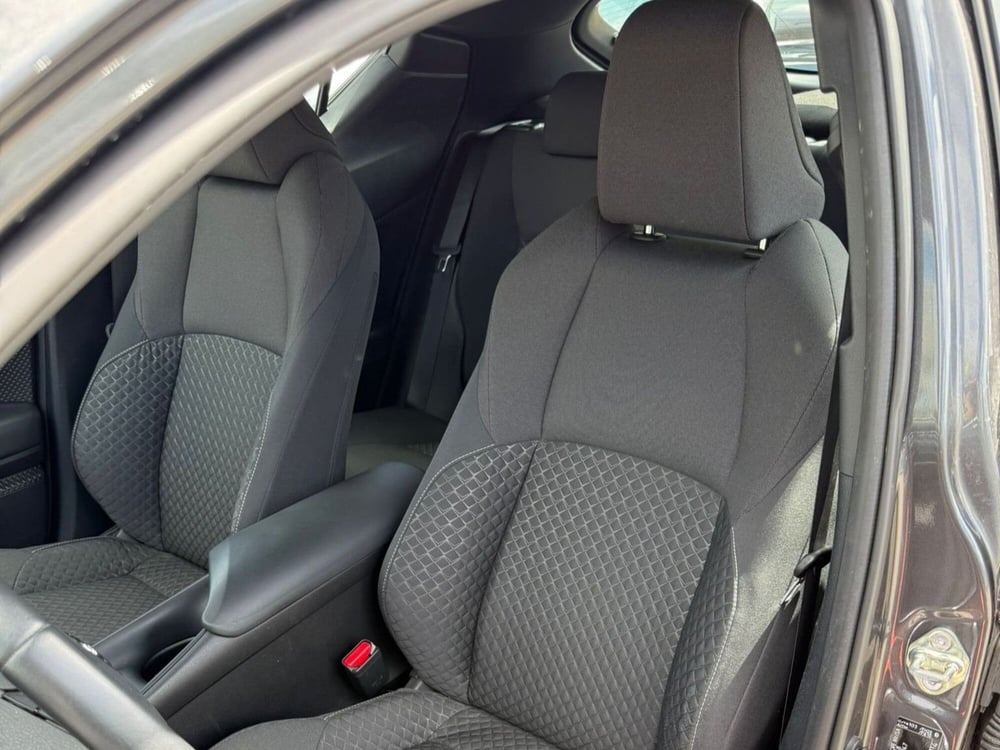 Toyota Toyota C-HR usata a Salerno (7)