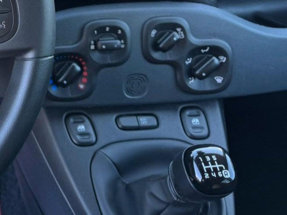Fiat Panda Cross usata a Salerno (17)