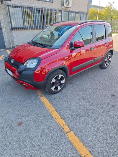 Fiat Panda Cross 1.0 firefly hybrid Cross s&amp;s 70cv 5p.ti del 2023 usata a Fisciano