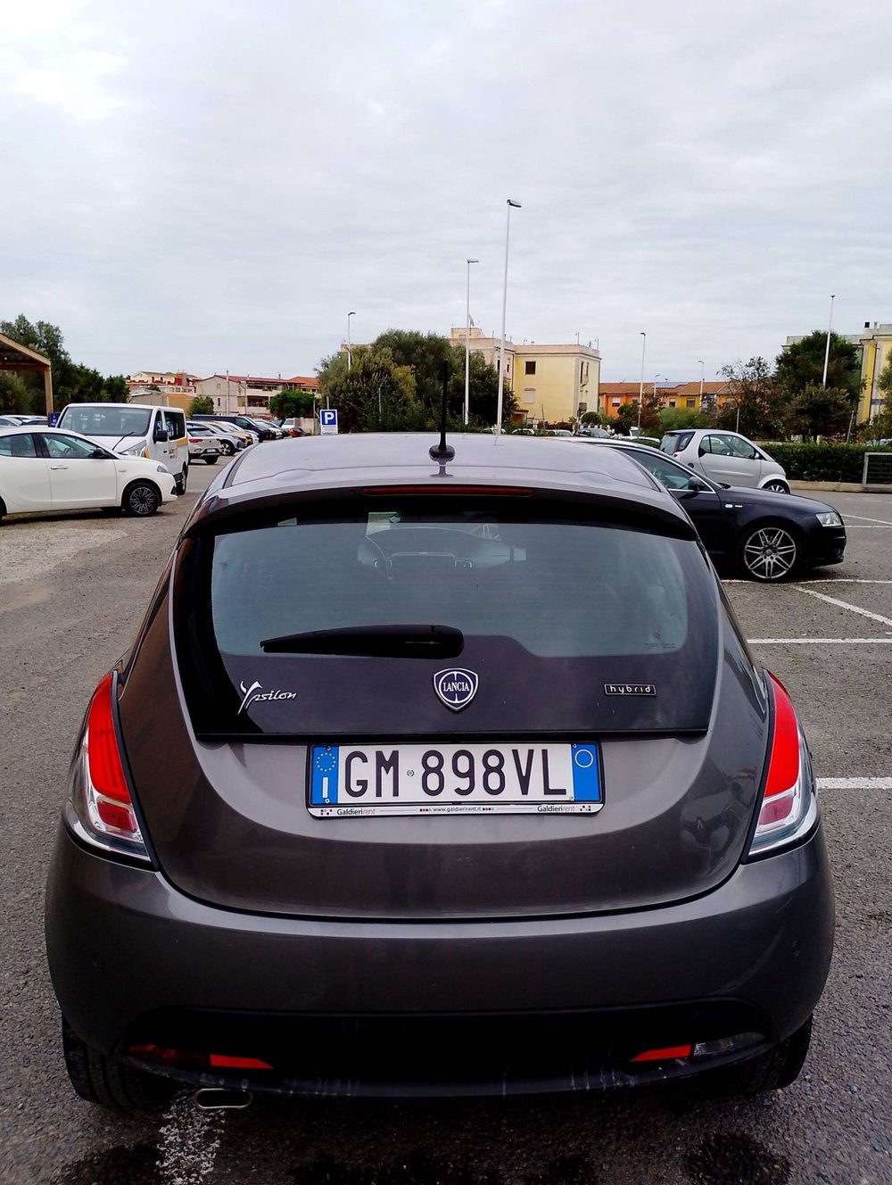 Lancia Ypsilon usata a Salerno (10)