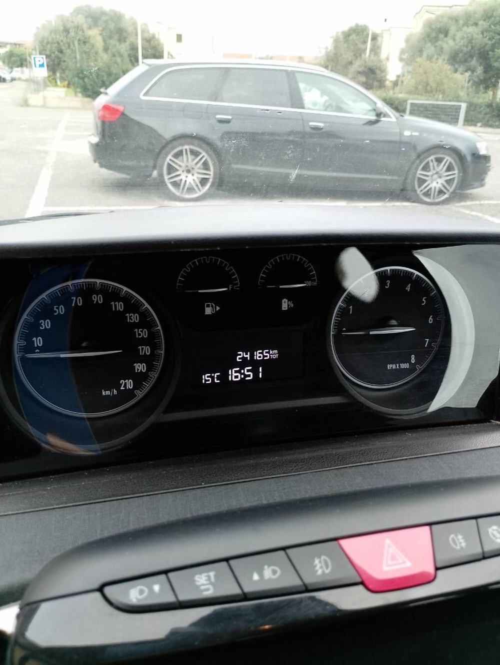 Lancia Ypsilon usata a Salerno (8)