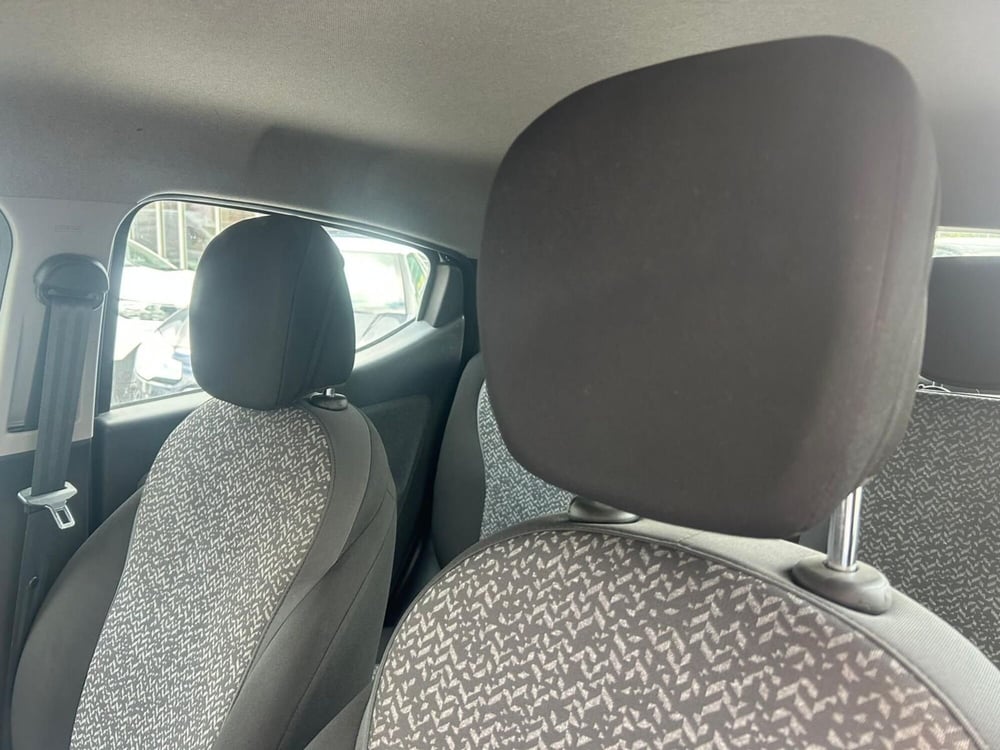 Lancia Ypsilon usata a Salerno (20)