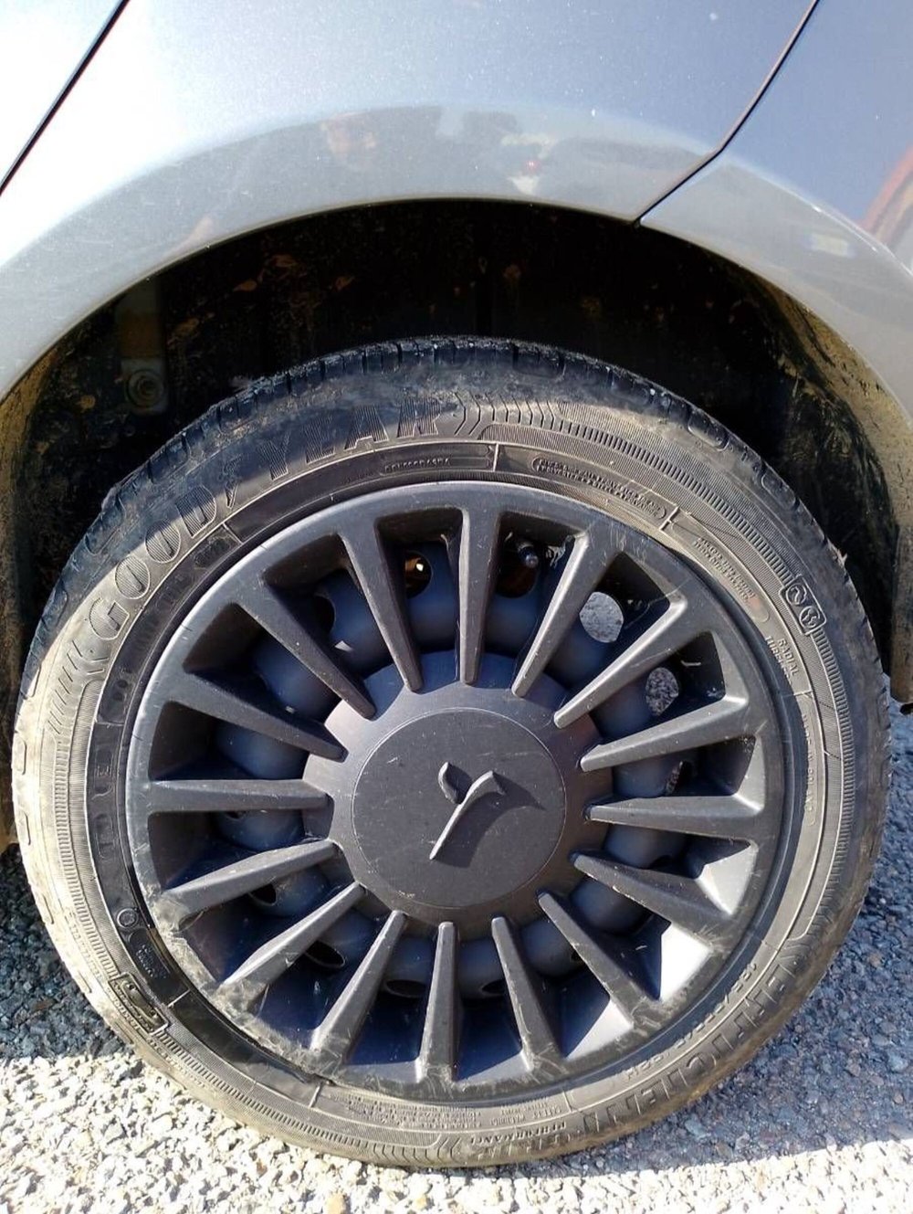 Lancia Ypsilon usata a Salerno (12)