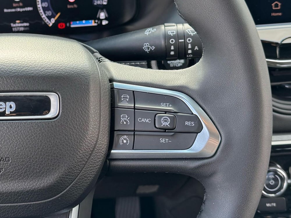 Jeep Compass usata a Salerno (17)