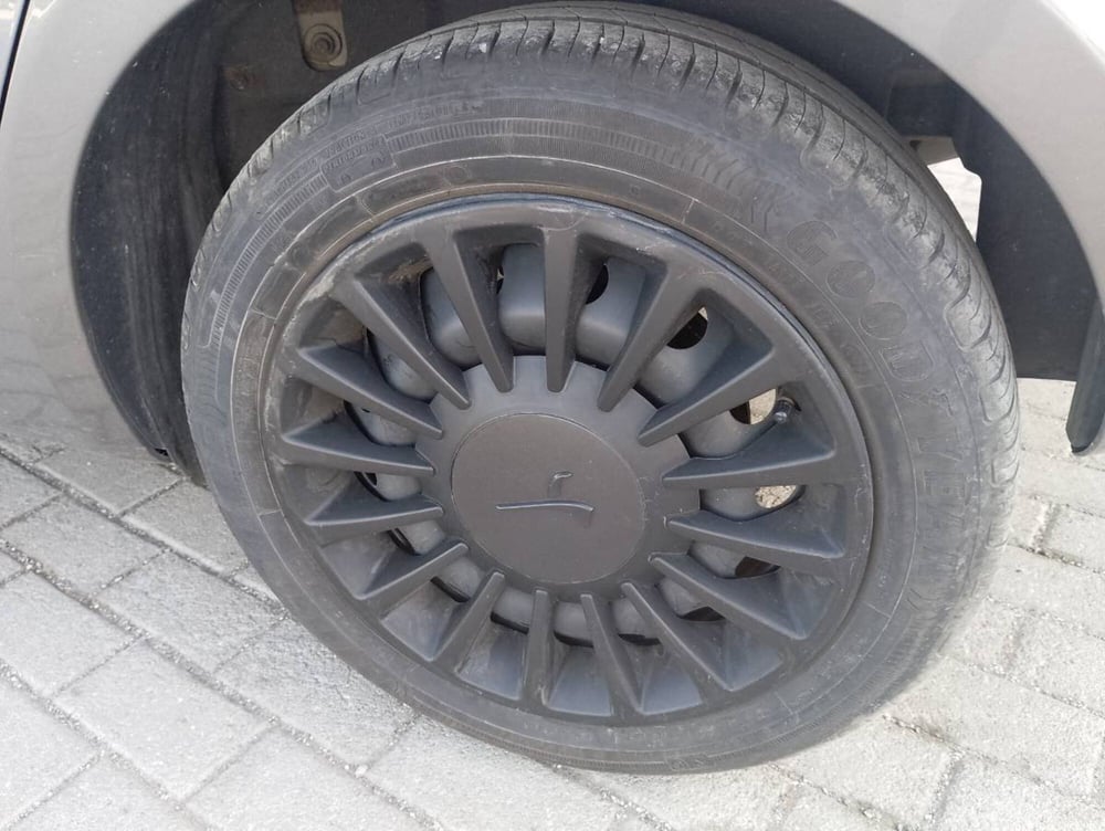 Lancia Ypsilon usata a Salerno (12)