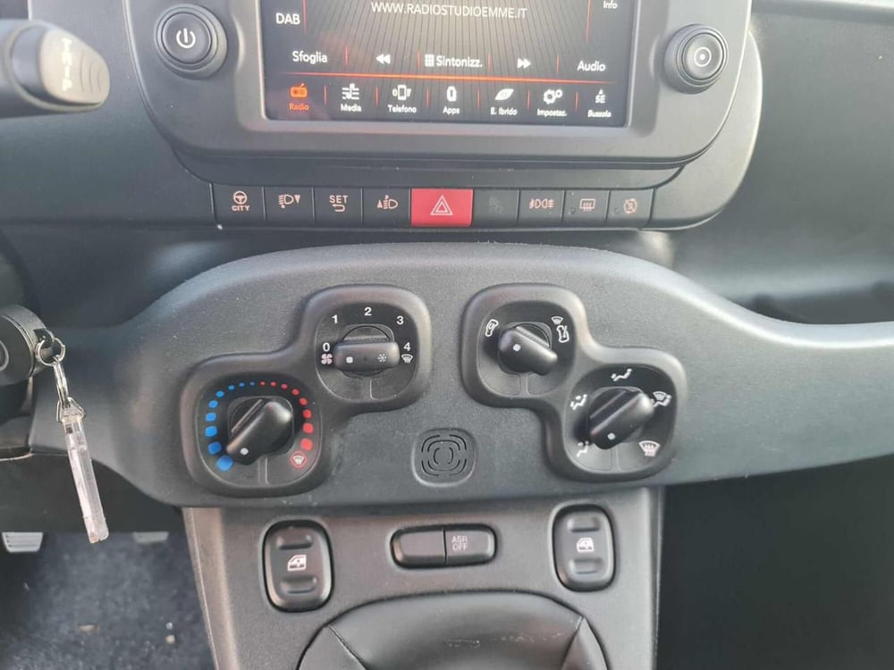 Fiat Panda Cross usata a Salerno (17)