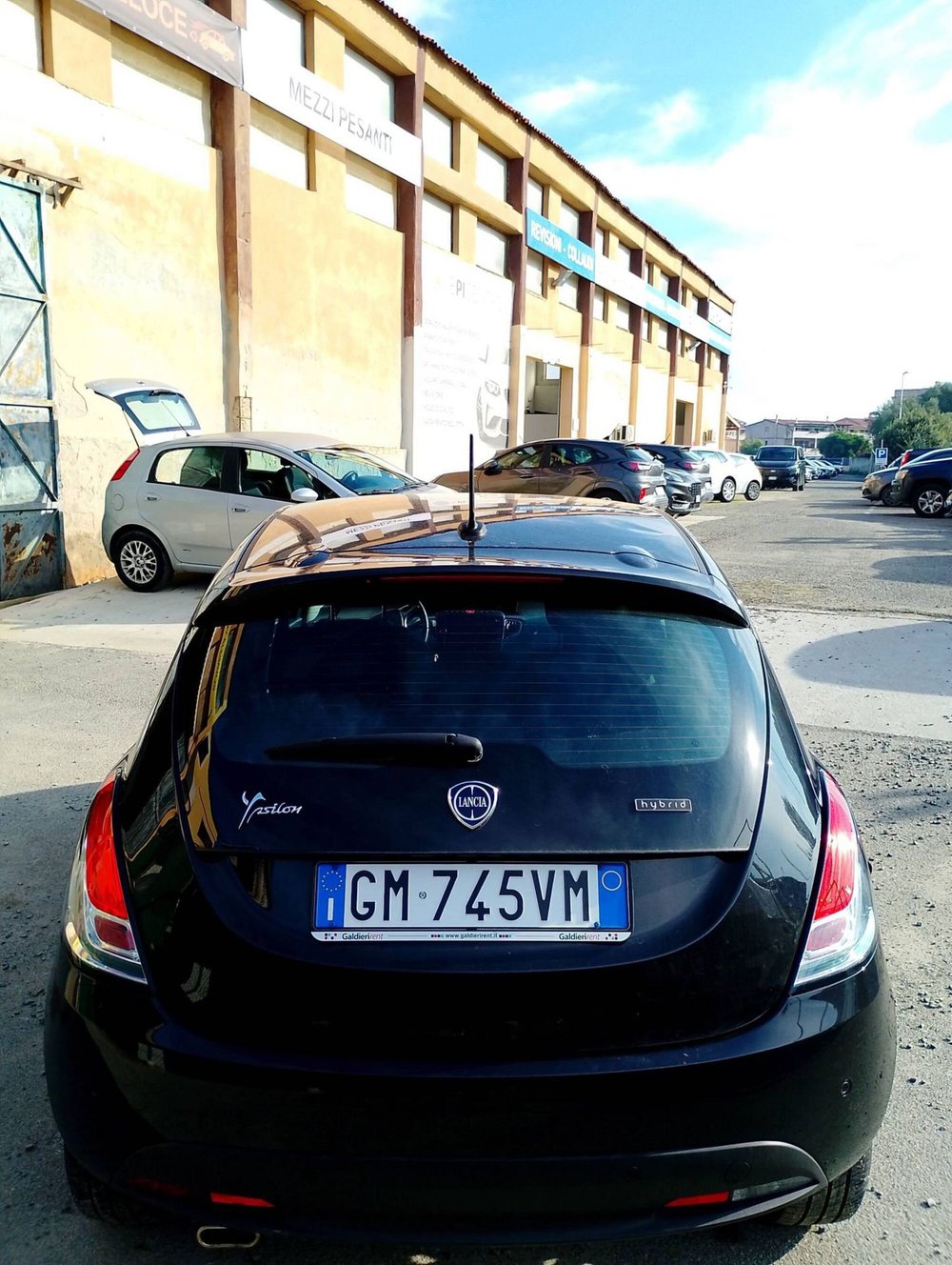 Lancia Ypsilon usata a Salerno (10)