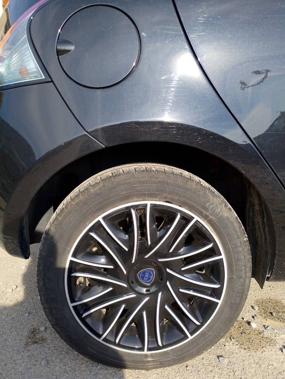 Lancia Ypsilon usata a Salerno (13)