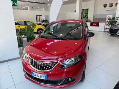 Lancia Ypsilon 1.3 MJT 16V 95 CV 5 porte S&amp;S Silver del 2023 usata a Fisciano