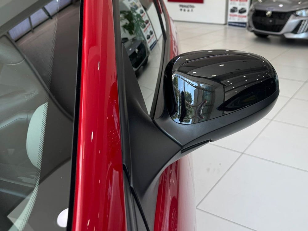 Lancia Ypsilon usata a Salerno (15)