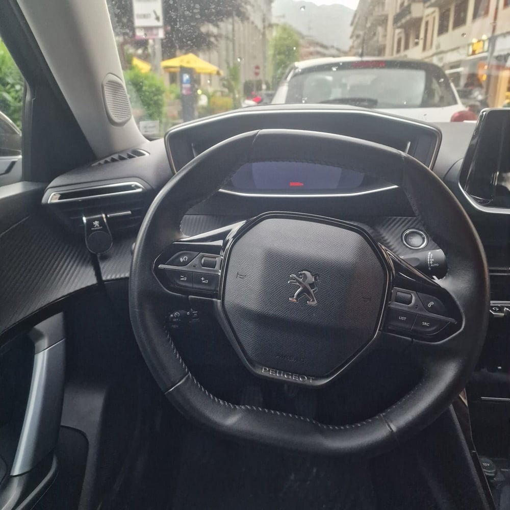 Peugeot 2008 usata a Salerno (11)