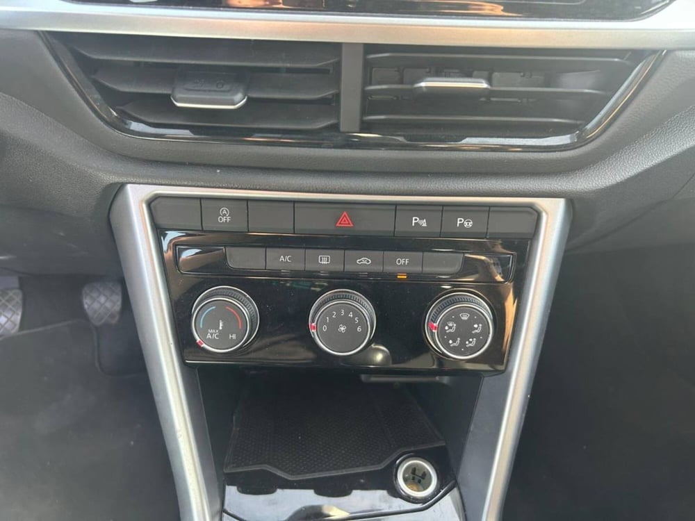 Volkswagen T-Roc usata a Salerno (17)