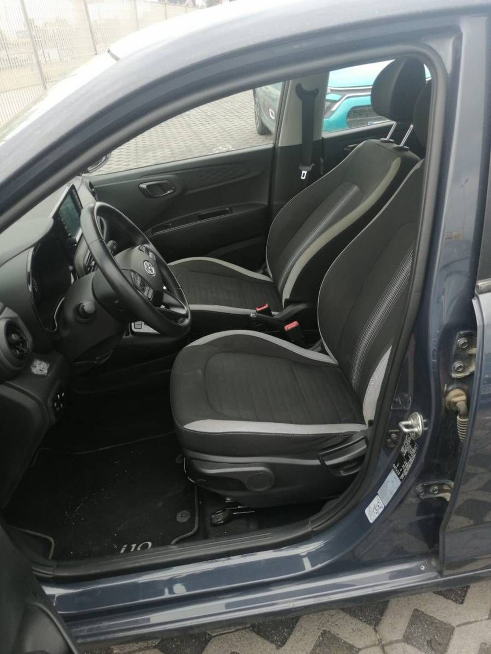 Hyundai i10 usata a Salerno (6)