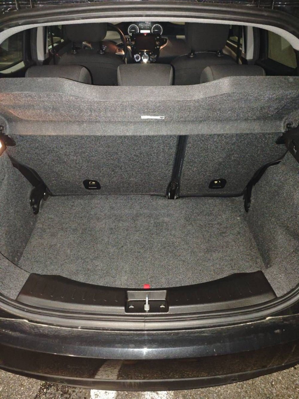 Lancia Ypsilon usata a Salerno (11)