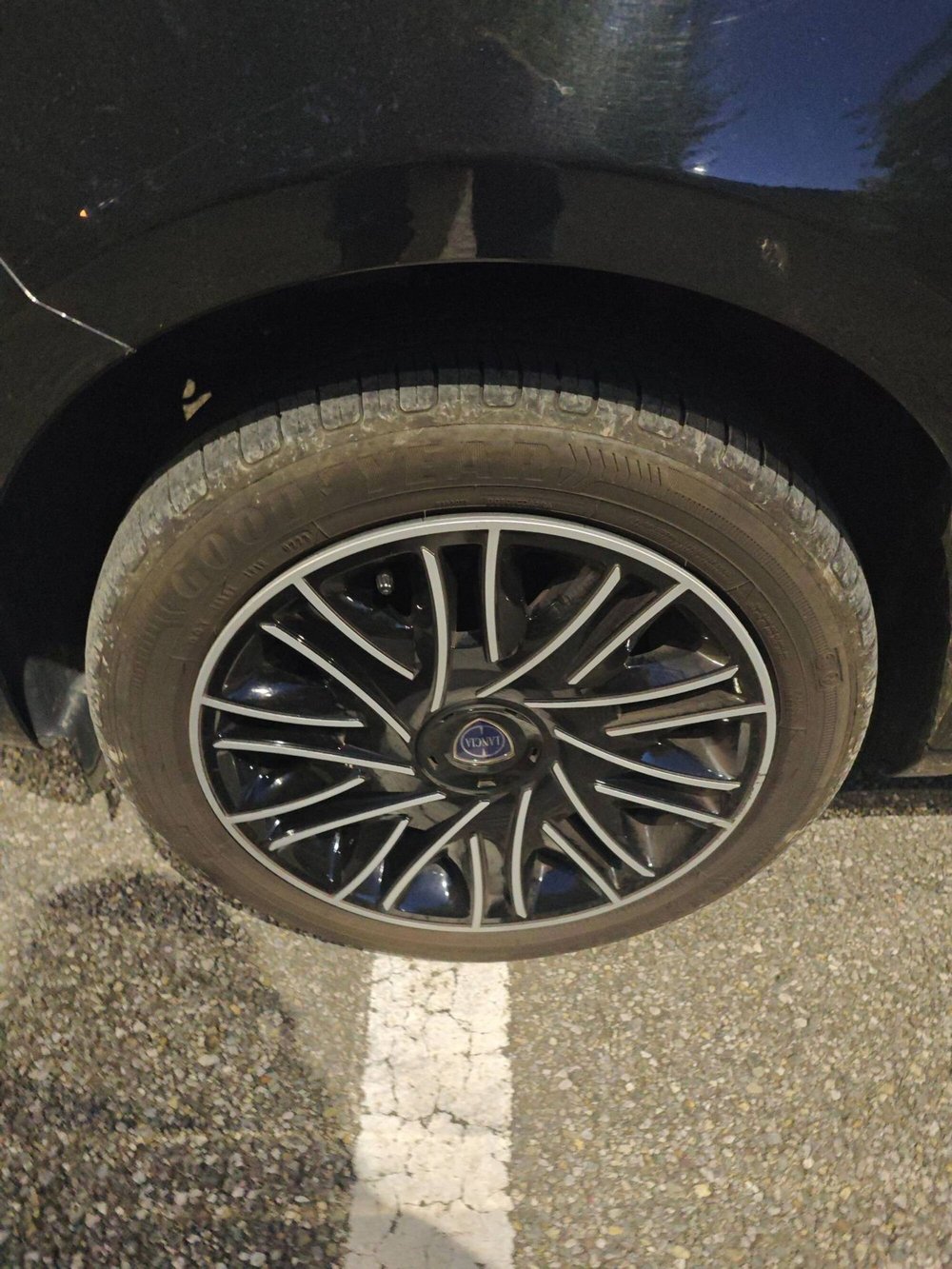 Lancia Ypsilon usata a Salerno (14)