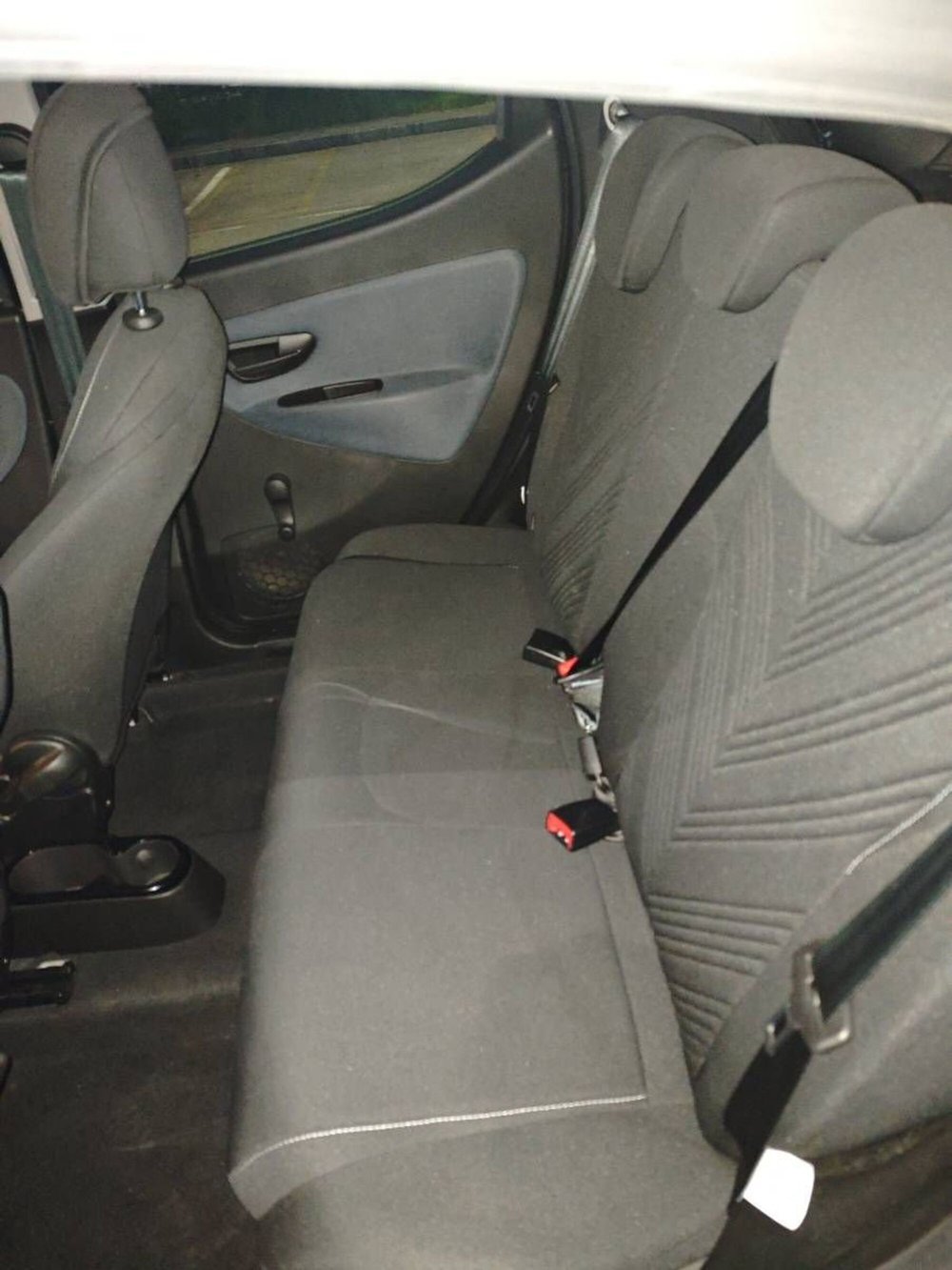Lancia Ypsilon usata a Salerno (7)