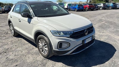 Volkswagen T-Roc 1.0 TSI Life del 2023 usata a Fisciano