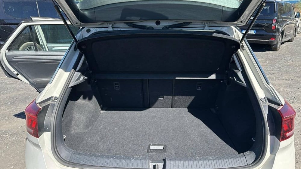 Volkswagen T-Roc usata a Salerno (11)