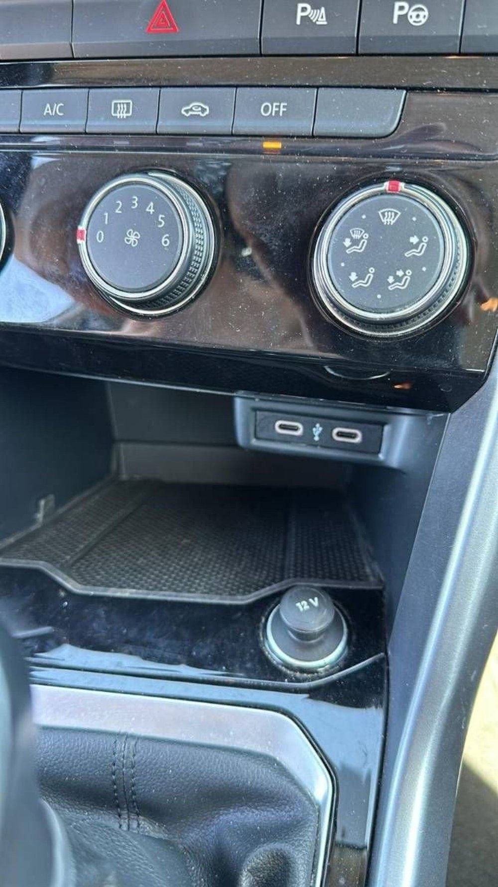 Volkswagen T-Roc usata a Salerno (15)