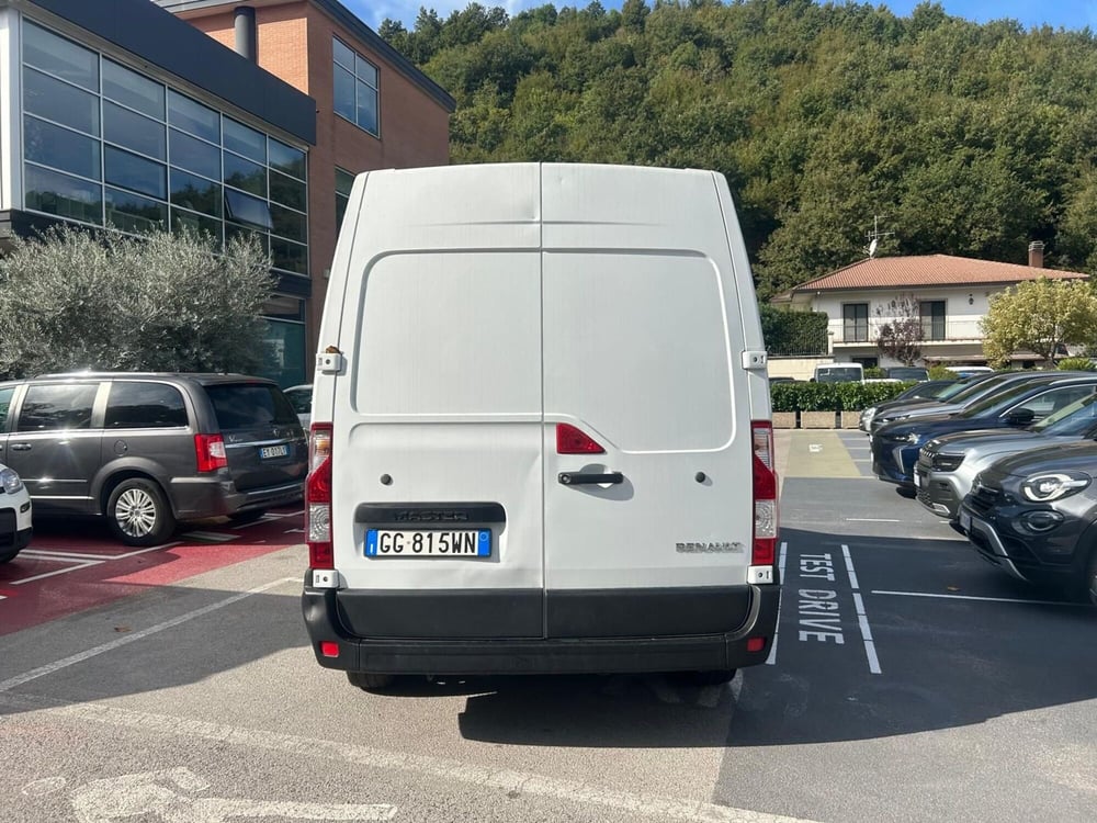 Renault Master Furgone usata a Salerno (12)