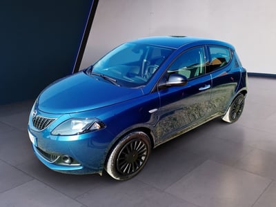 Lancia Ypsilon 1.0 FireFly 5 porte S&amp;S Hybrid Silver Plus del 2023 usata a Fisciano