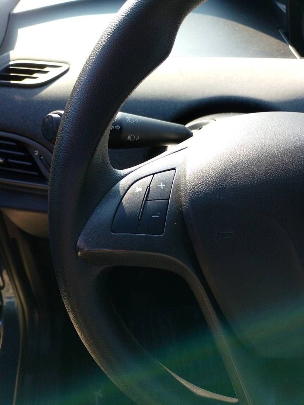 Lancia Ypsilon usata a Salerno (19)