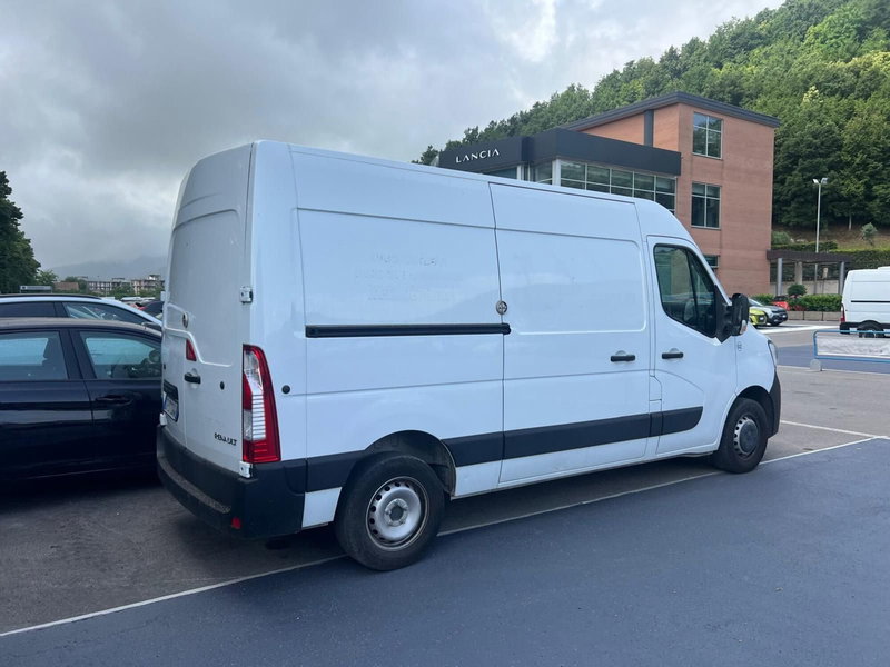 Renault Master Furgone usata a Salerno (2)