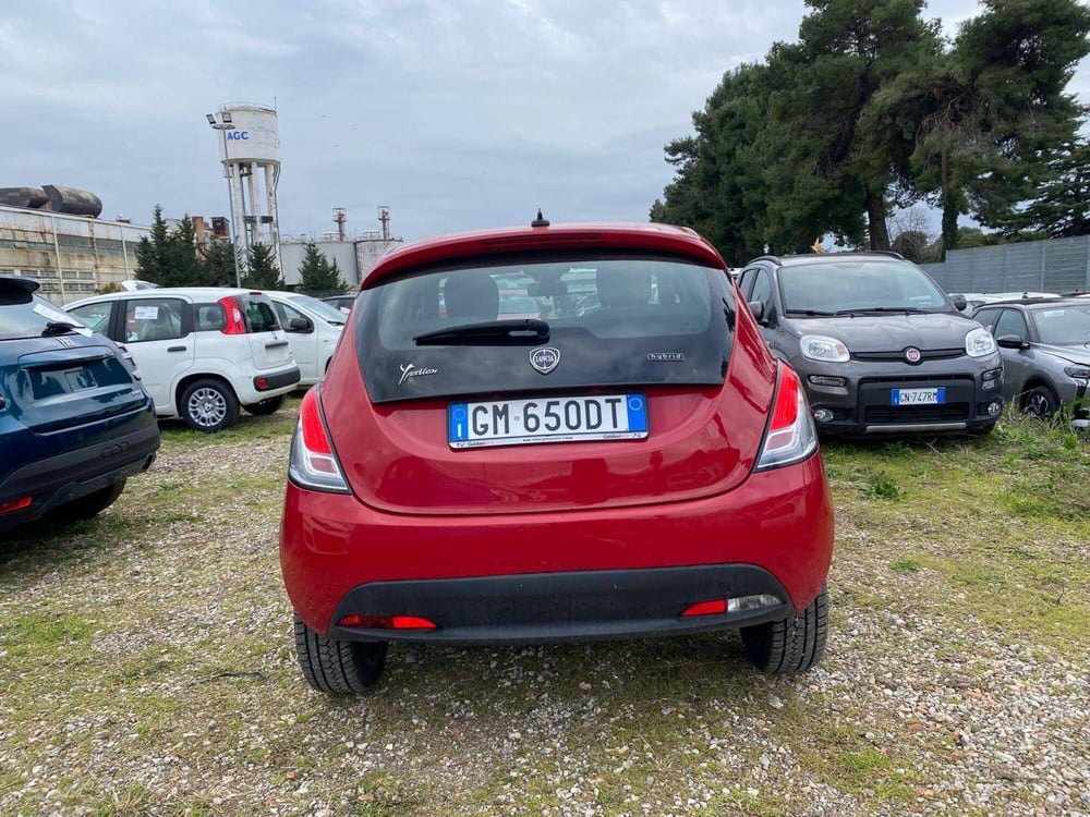 Lancia Ypsilon usata a Salerno (9)
