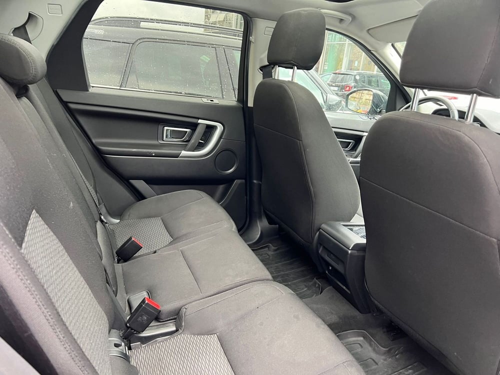 Land Rover Discovery Sport usata a Salerno (10)