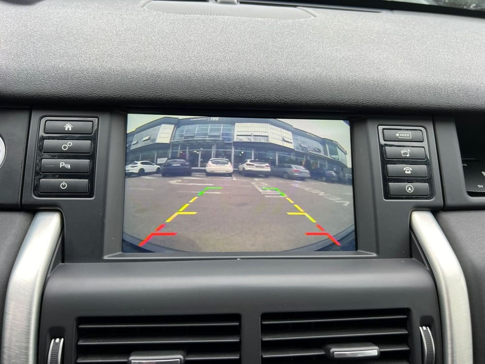 Land Rover Discovery Sport usata a Salerno (11)