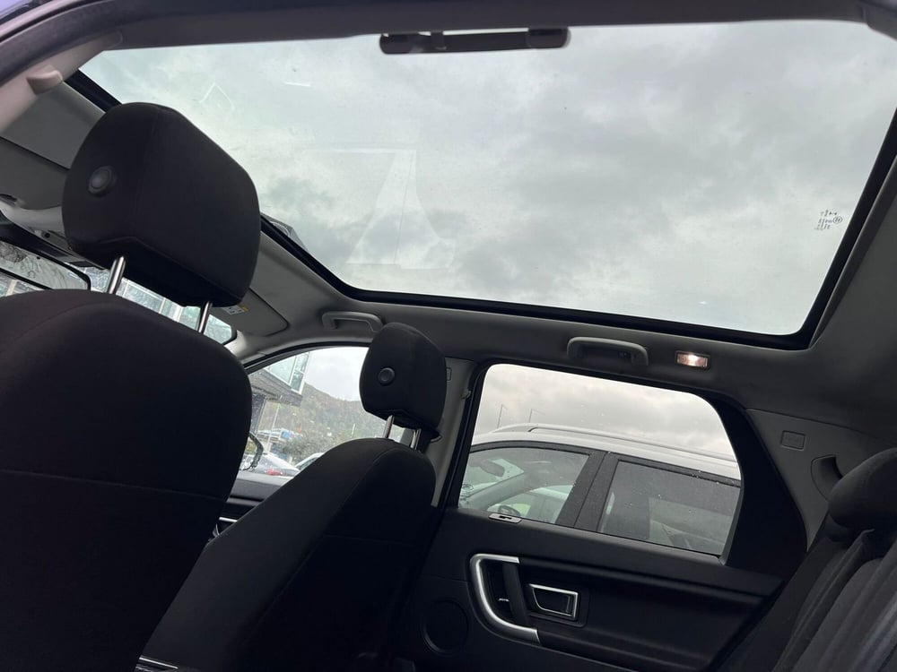 Land Rover Discovery Sport usata a Salerno (14)