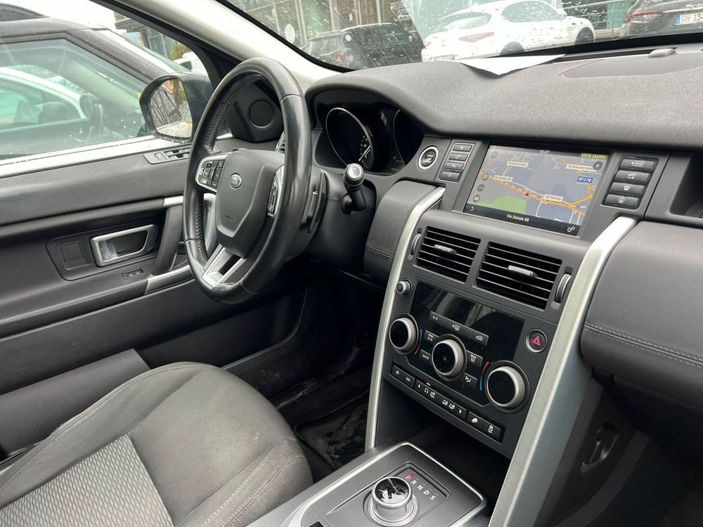 Land Rover Discovery Sport usata a Salerno (15)