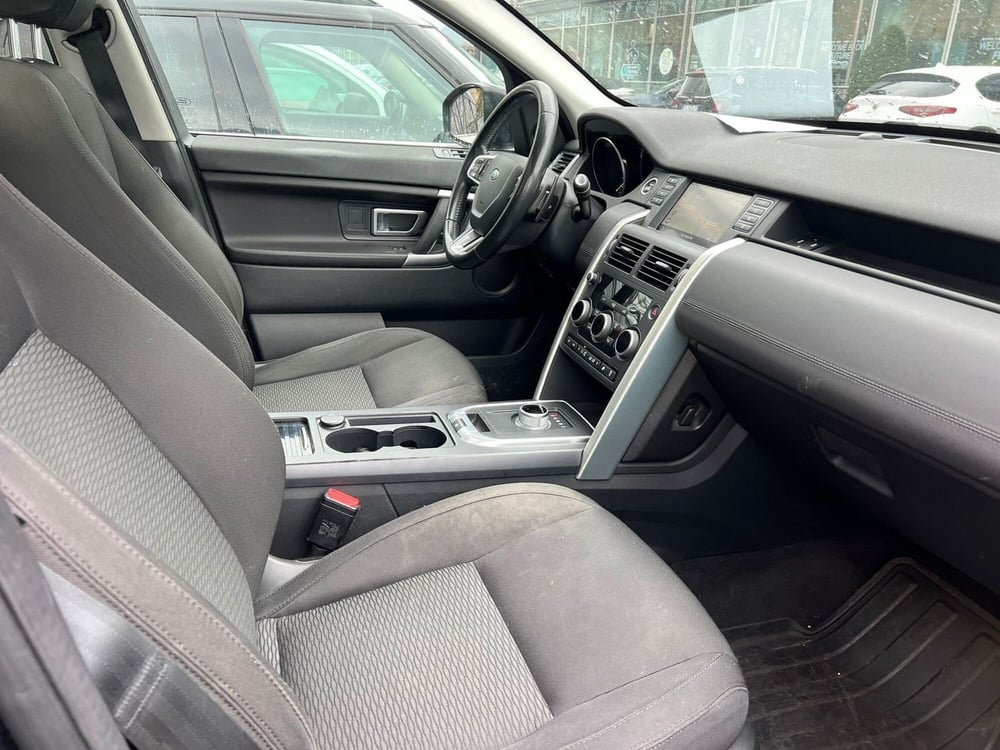 Land Rover Discovery Sport usata a Salerno (6)