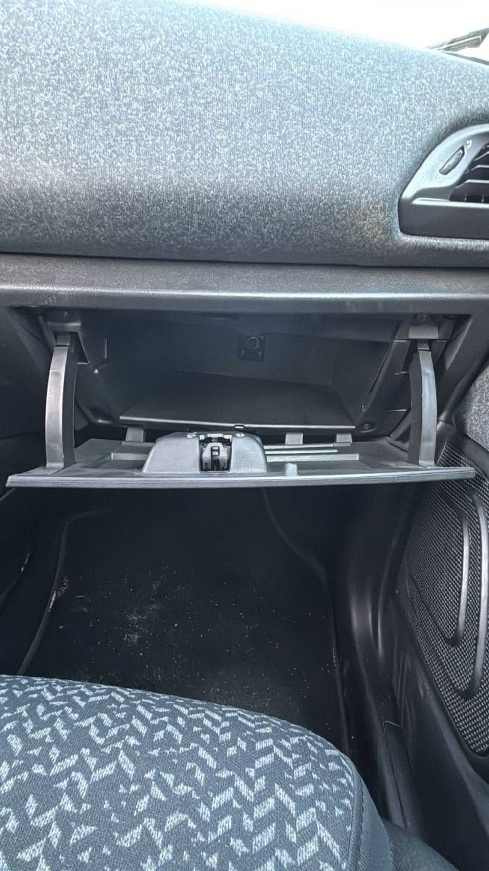 Lancia Ypsilon usata a Salerno (16)