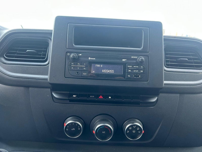 Renault Master Furgone usata a Salerno (11)